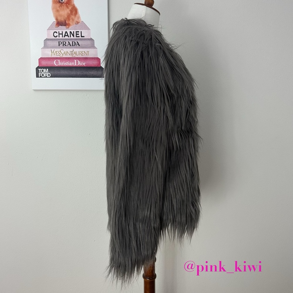 🆑 WYLDR Heidi Faux Fur Jacket - Picture 9 of 17